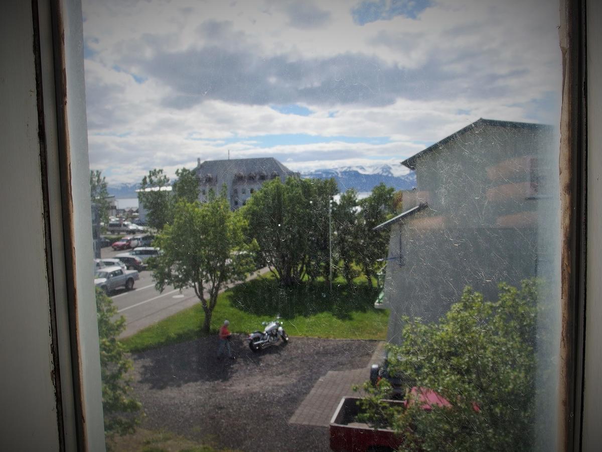 Husavik Hostel Exterior photo