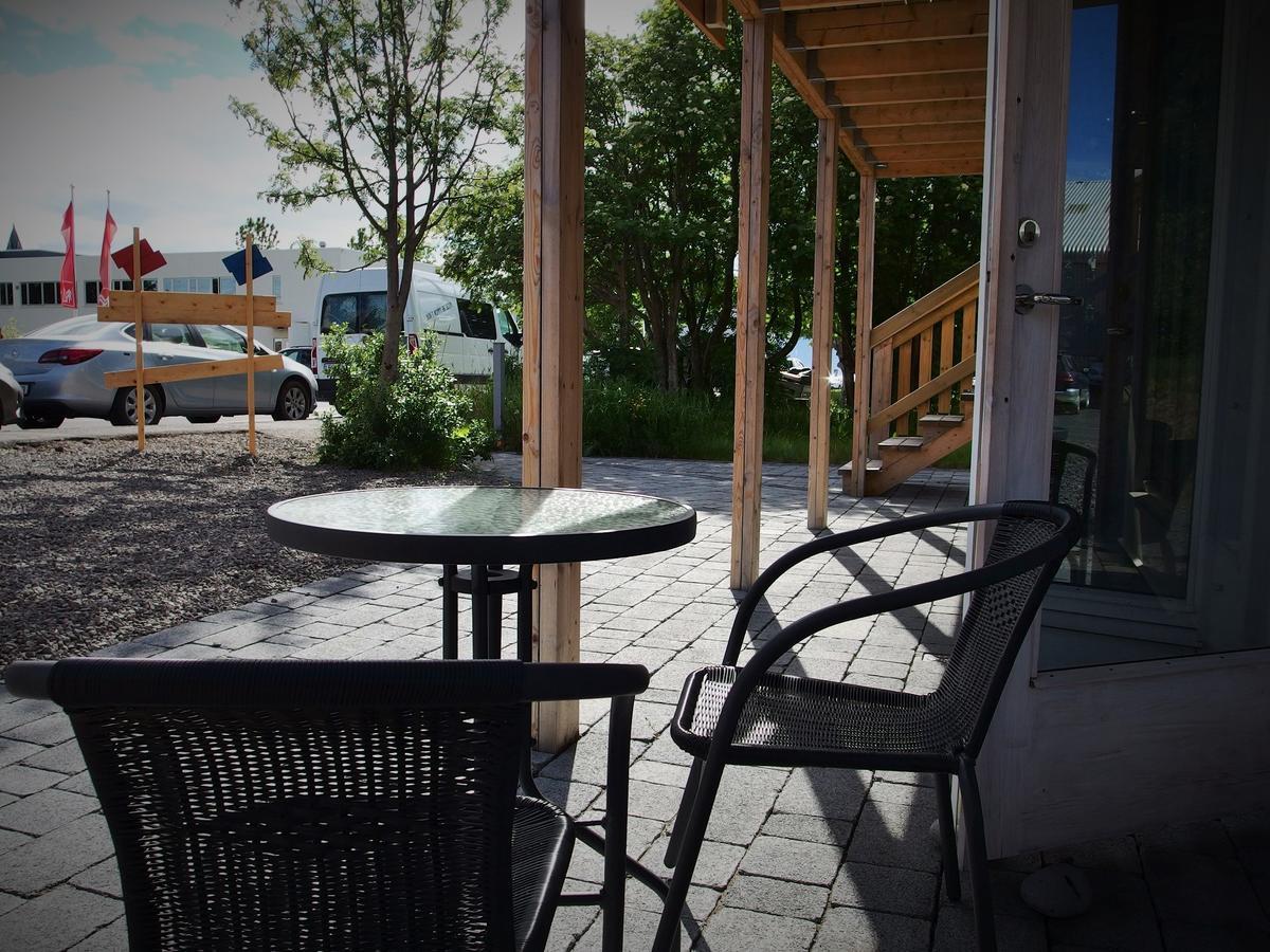 Husavik Hostel Exterior photo